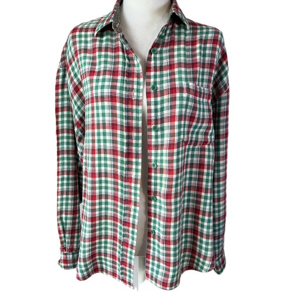 Lady Footlocker Plaid Button-Down – Festive Flair Meets Everyday Comfort Sz L - Picture 1 of 10